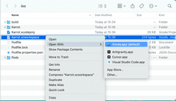 Hình 1: Mở xcworkspace với Xcode